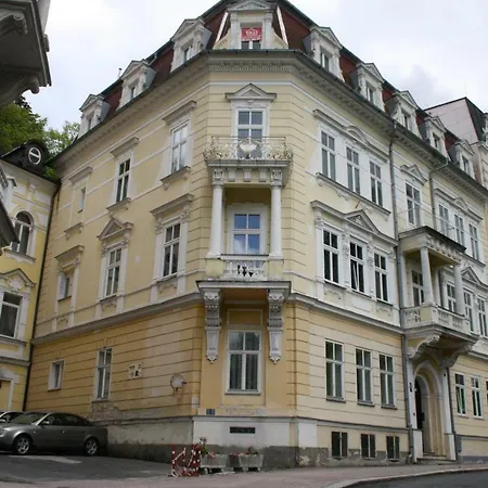 With Ap . Anglicka Apartmán Mariánské Lázně